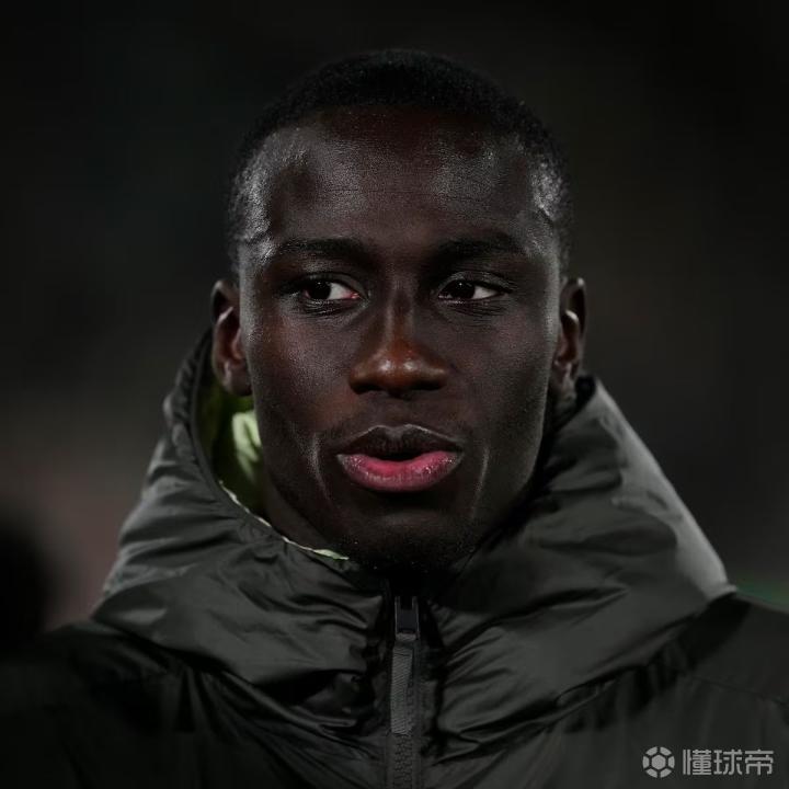 阿斯:费兰-门迪不会离队,皇马尊重合同